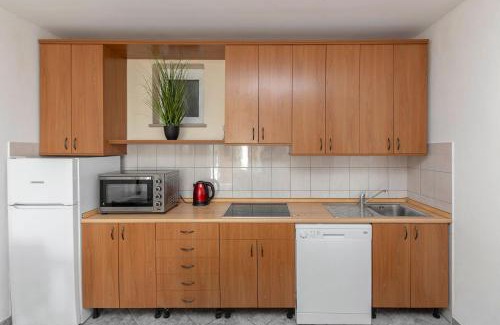 Koper Apartment | Serene Retreat St Anton Apartments - Happy Rentals