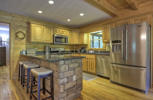 Ellijay Cabin | Serene Riverfront & Creekfront Mountain Cabin on 1.5 Acres with Deer All Around