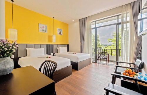Thanh Ha Hotel | Serene Riverside Hotel Hoi An