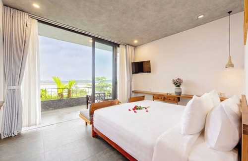 Thanh Ha Hotel | Serene Riverside Hotel Hoi An