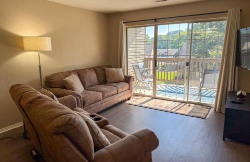 Table Rock House | Serene setting near Lake Taneycomo - Free Attraction Tickets-Near Branson attractions - FC61-17