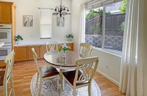 Antioch House | Serene single story home in Antioch San Francisco with Washer Dryer
