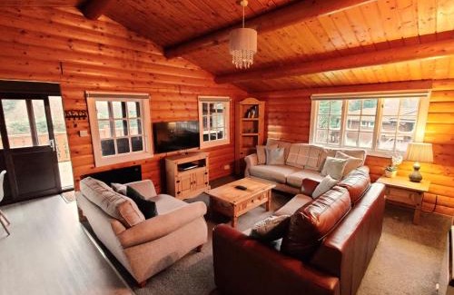 Bronaber Ski Chalet | Serene Snowdonia Retreat