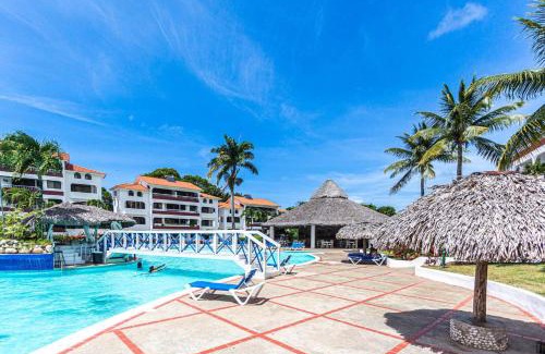 La Mulata Apartment | Serene Sosa Retreat with the Pool View