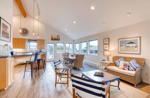 Manzanita House | Serene, Spacious Manzanita Home Near Beach Has King Suite, Fabulous Great Room!