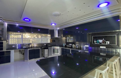 Parow North House | Serene Stay in Parow North