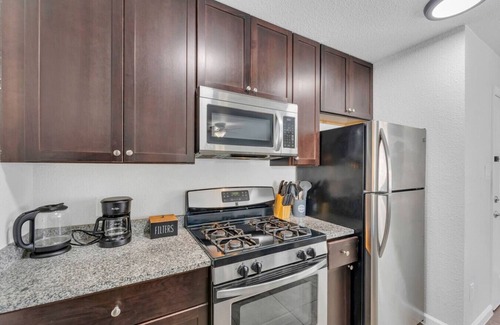 West University Apartment | Serene Stay Reno - Sleeps 3