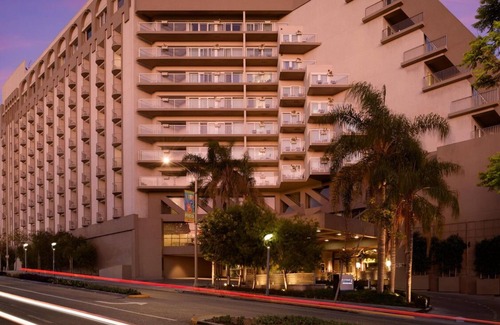 Downtown House | Serene Stay with Heated Pool and Coastal Charm - Walk to Santa Monica Pier