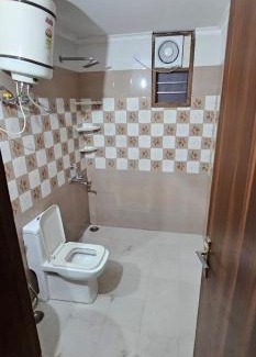 Sushant Lok Bed & Breakfast | Serene Stays