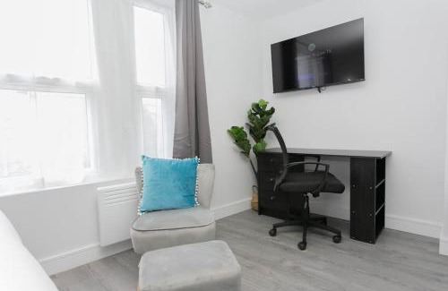 Crystal Palace Apartment | Serene Studio apartment Sydenham