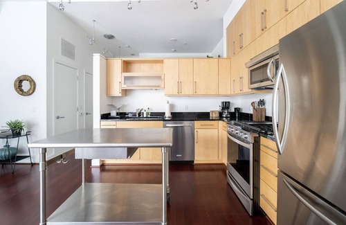 McLean Apartment | Serene Tysons Corner 1BR w/Elevator, close to Theater, by Blueground