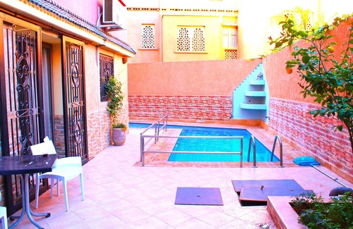 Daoudiate Apartment | Serene Villa Apartment: 4 Bedrooms with Private Pool & Garden only for geusts