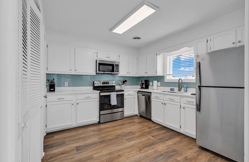 North Myrtle Beach House | Serene Waterfront House*Bar*Pool*Dock*Walk2Beach