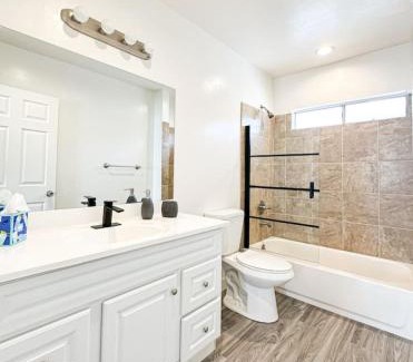 Calabasas House | Serene West Hills Studio Haven - WO2 - CAL