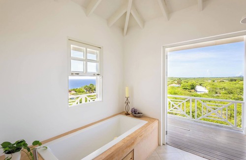 St. Marie Villa | Serene XL Villa w/amazing views in Coral Estate - private pool & hot tub