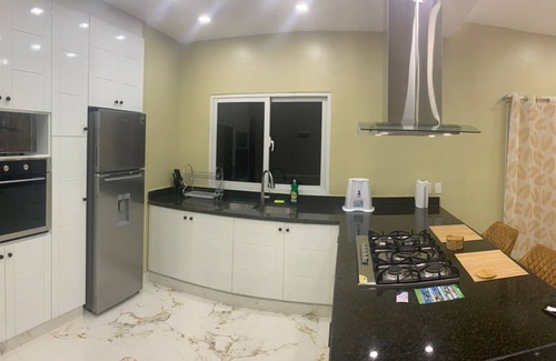 La Ceiba Condo | Serenite place to enjoy life with family near beaches