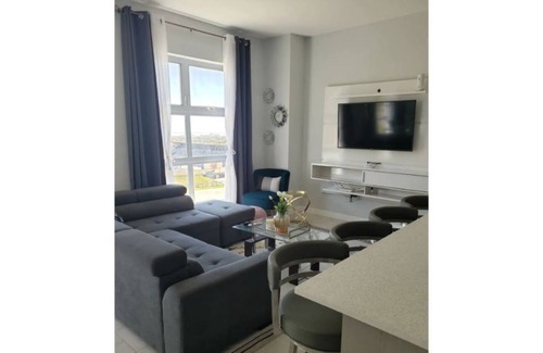 Eden Gardens Apartment | Serenitilux @The Lofts Apts