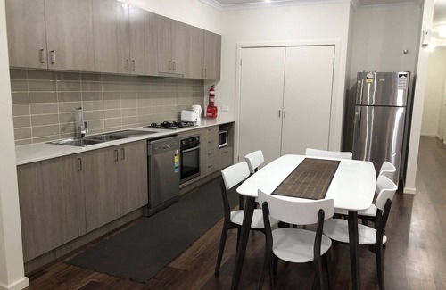 Pakenham House | Serenity 11 - Whole House