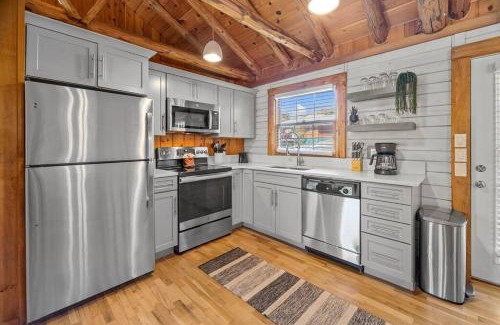 Indian Point House | Serenity - 60 Ridge Lane