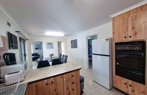 Kings Park House | Serenity and convenience home in Kings park