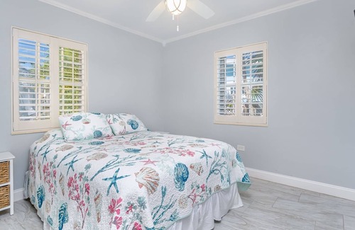 Marathon House | Serenity Bay ~ Newly Remodeled ~ A boater`s paradise!