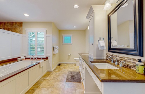 Burley House | Serenity Bay Retreat | Waterfront home in Gig Harbor with beach, dock & firepit