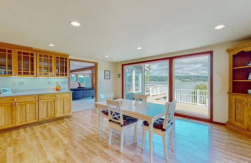 Burley House | Serenity Bay Retreat | Waterfront home in Gig Harbor with beach, dock & firepit