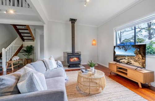 Old Erowal Bay House | Serenity by the bay