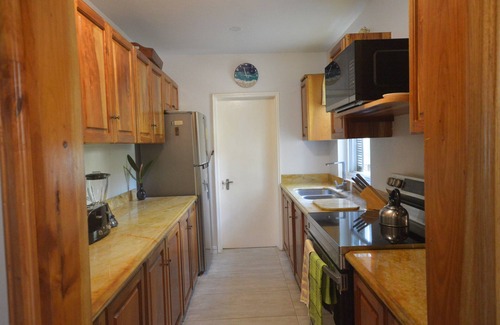 Tower Isle Condo | Serenity by the Sea-Ocean View 3 BR Sea Palms Jamaica