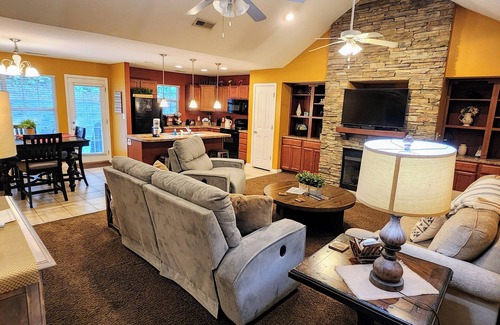 Pigeon Forge Cottage | Serenity Cove #327- Your Peaceful Retreat in the Heart of Pigeon Forge