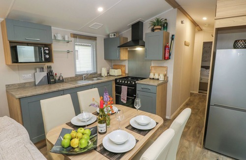 Cowes Cottage | Serenity