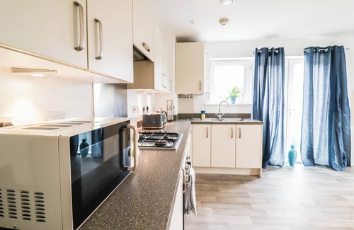 Dartford Apartment | Serenity Haven in Dartford