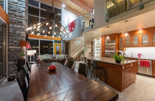 Huntsville Cottage | 'Serenity' in the Heart of Muskoka.