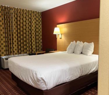 Sweetwater Hotel | Serenity Inn Sweetwater