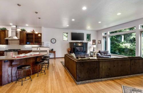 Dunes City House | Serenity lake house