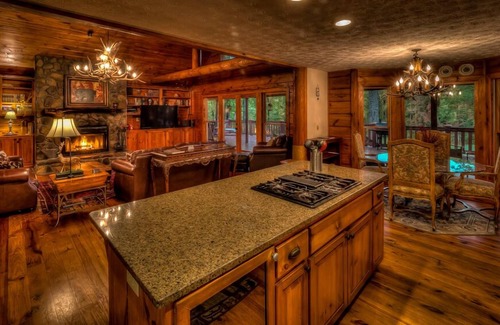 Ellijay Cabin | Serenity Lodge and Stable- 6 Bedrooms | Hot Tub | Expansive Outdoor Area