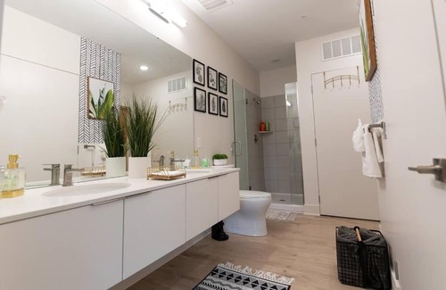 Optimist Park Apartment | Serenity Luxe Stays