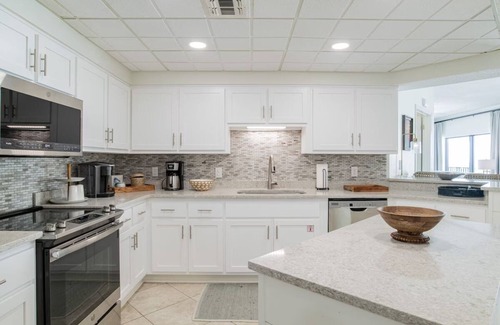 Orange Beach Condo | "Serenity Now" 🐟 A Pure Salt Property 🐟 Directly on the Beach!