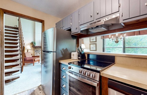 Sugar Mountain Condo | Serenity Now ski-in/ski-out condo on the slopes with gorgeous mountain views