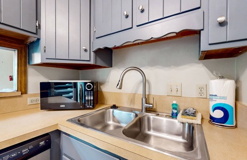 Sugar Mountain Condo | Serenity Now ski-in/ski-out condo on the slopes with gorgeous mountain views