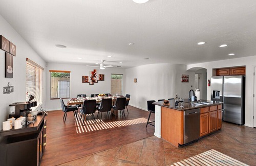 Casa Grande Villa | Serenity Splash | Upscale Stay Pool & Game Lounge