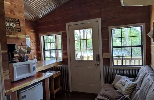 Old Town Cabin | Serenity Springs On The Suwannee Cabin #1