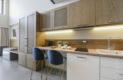 Nikita Apartment | Serenity Suites