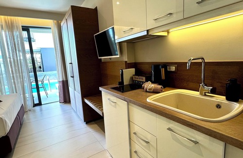 Nikita Apartment | Serenity Suites