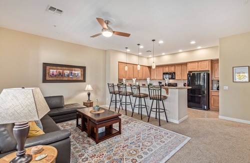 Fulton Ranch House | Serenity Town House! Heated Pool, Gym! 2 King Beds! 1 Dog Friendly!