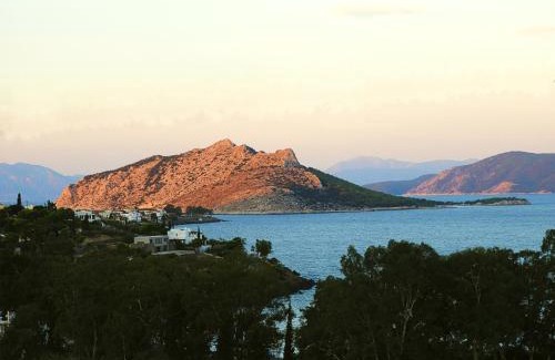 Kontos Villa | serenity villa Aegina fantastic view near the beach
