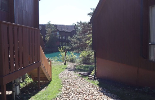 Westerville Condo | Serenity - Waterfront Escape