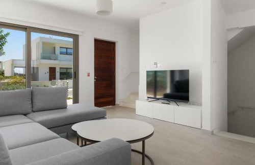 Softades Villa | Serenity Waves Villa 17