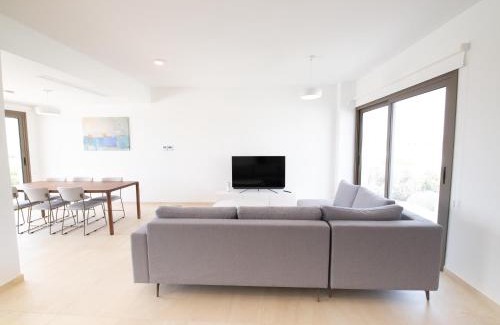 Softades Villa | Serenity Waves Villa 7