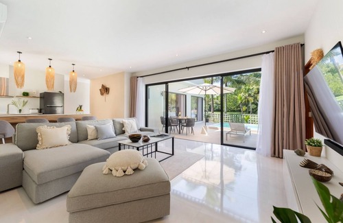 Hua Thanon Villa | Sereniwood 1 - 3BR Villa with Private Pool